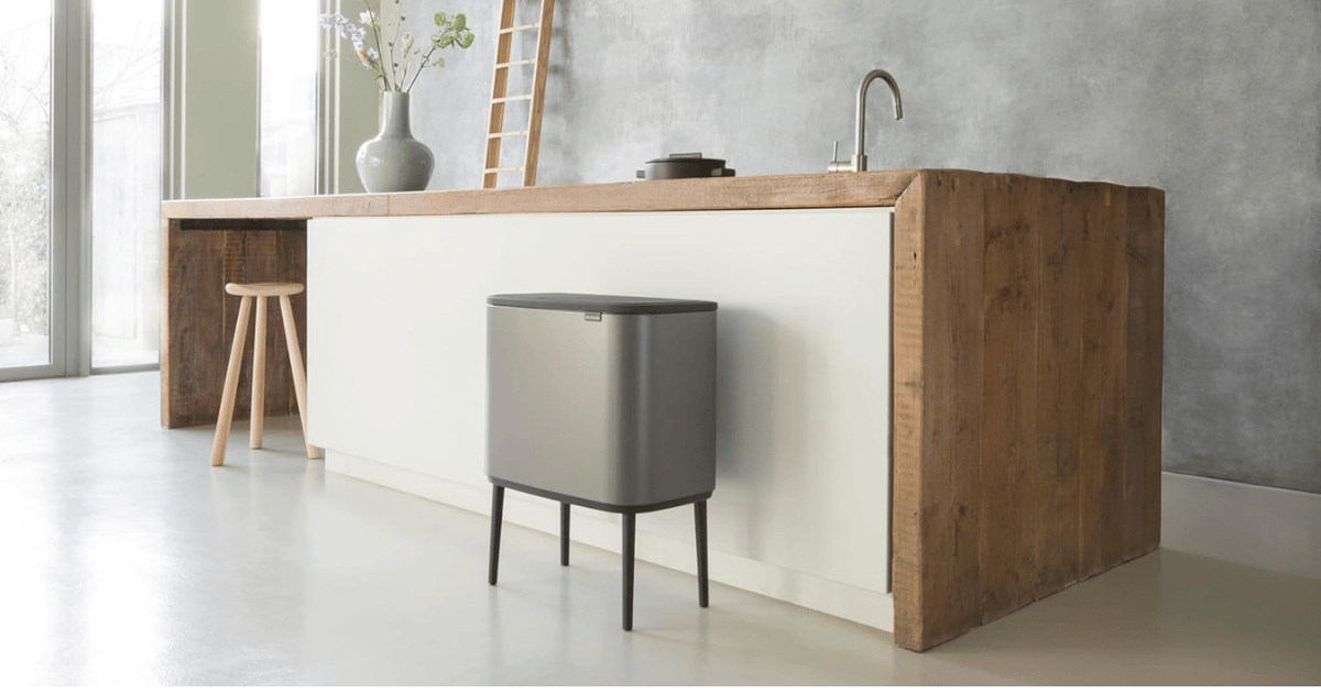 Tacho Basura Brabantia Bo en cocina moderna