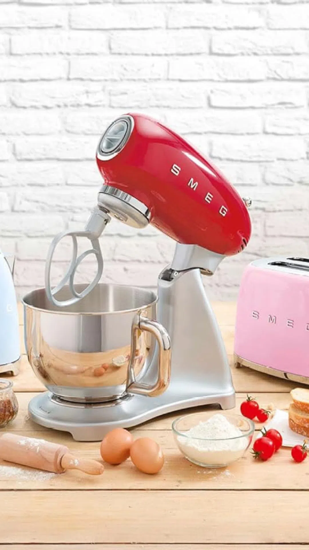 SMEG Batidora de Pie Color Rojo