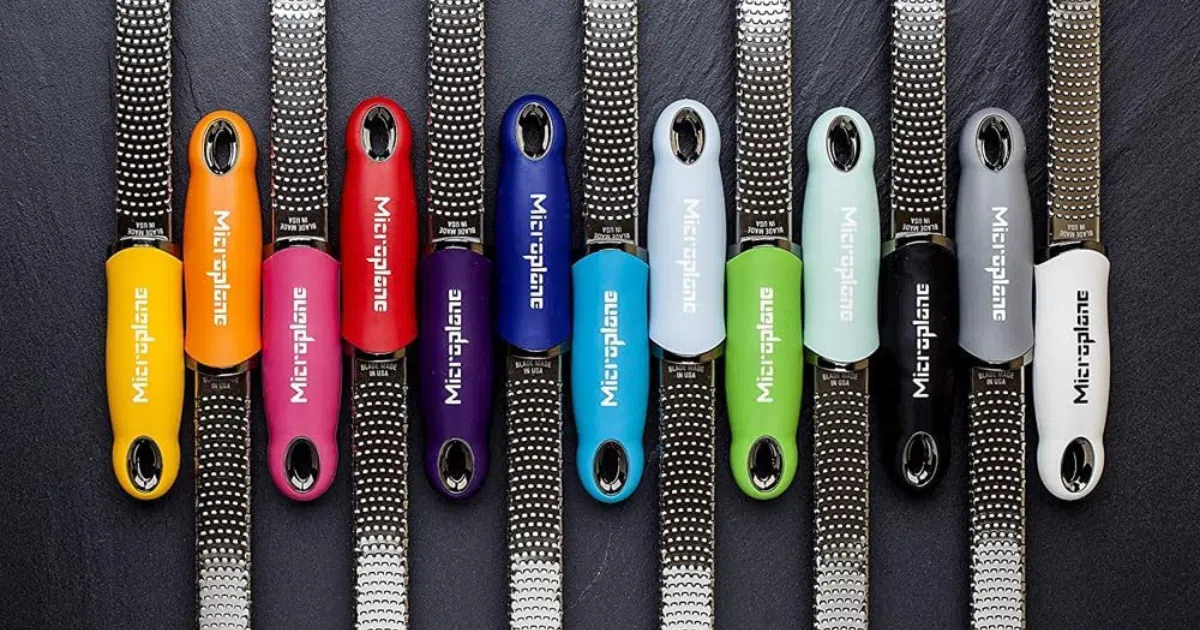 Varios ralladores Microplane Premium de diversos colores