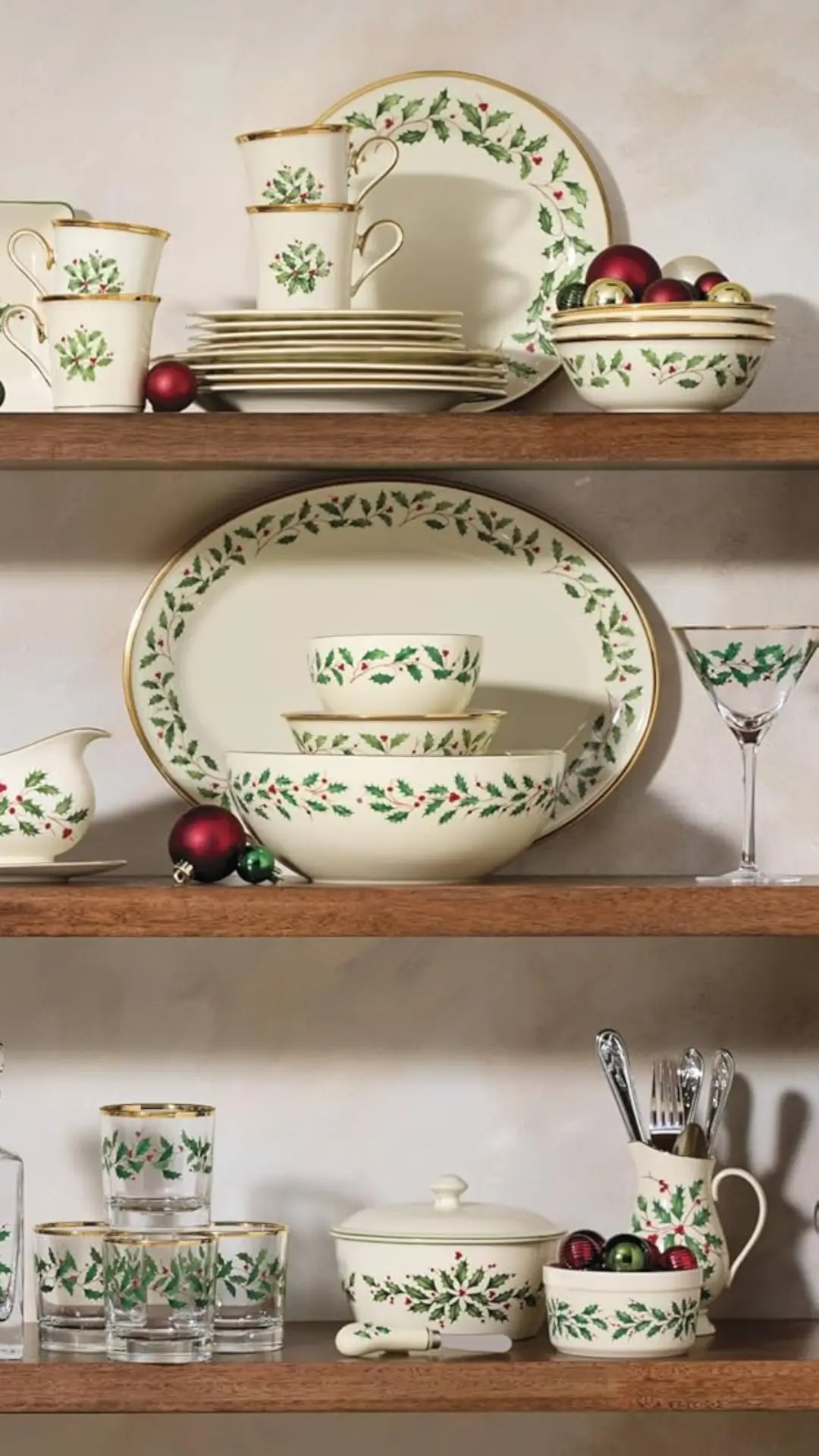 Juego de Vajilla Navideña